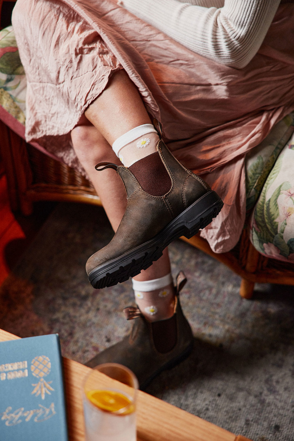 Women's Classics #585 - Image 11